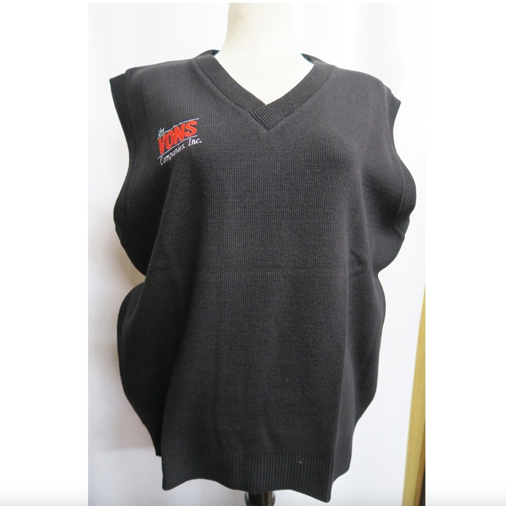 NEW - Vintage VONS Men's V-Neck Pullover Sweater Vest - Black
